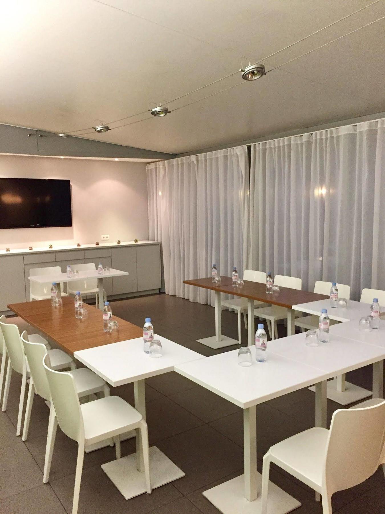 Ibis Styles Antibes Juan Les Pins Hotel Exterior photo